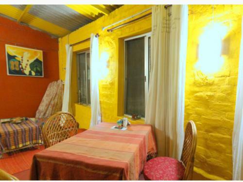 Bed & Breakfast Sunshine Guest House India