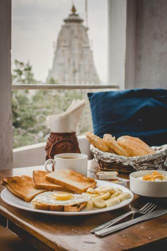 Hotel Banjara Retreat
