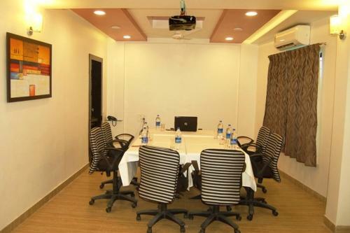 Posada Hotel Vaishnavi