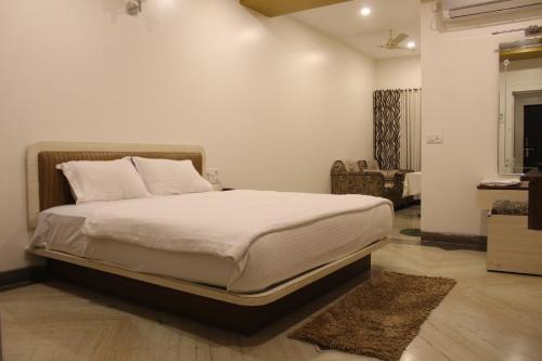 Hotel Manju Palace
