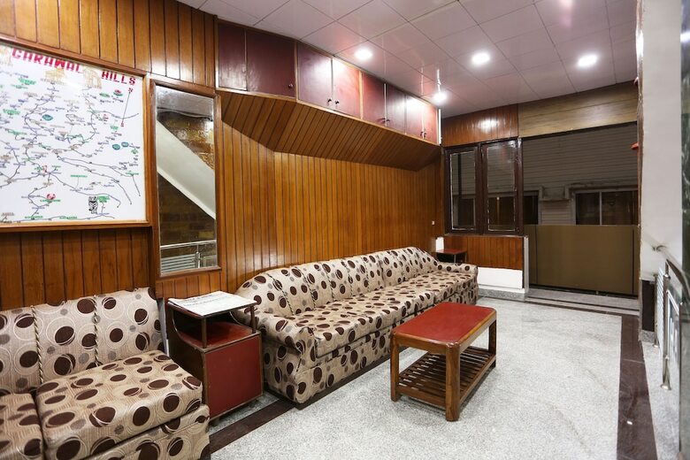 Oyo 8714 Hotel Amar