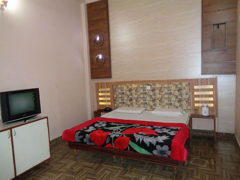 Hotel Ishan