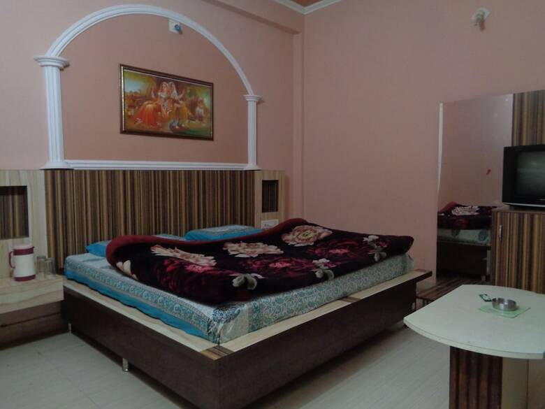 Hotel Ishan