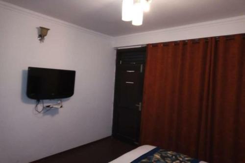 Hotel Goroomgo Lorent Mallital , Nanital