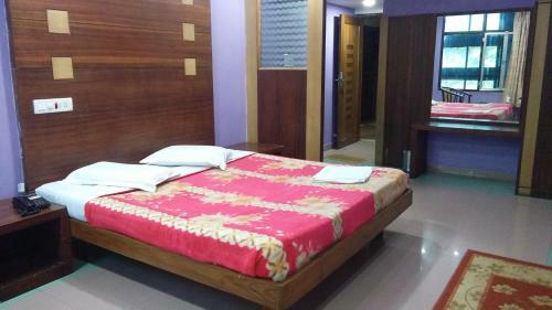Hotel Raj Residency