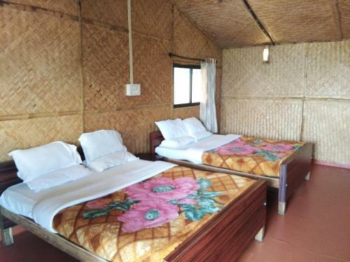 Hotel Misty Woods Resort
