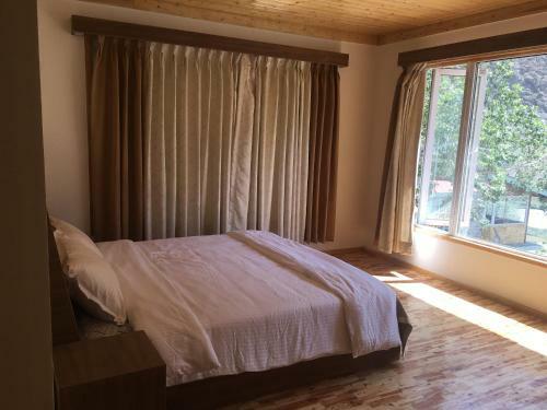Bed & Breakfast Gemoor Khar- Manor House