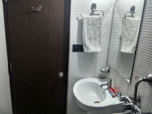 Jk Rooms 108 Hotel Royal Regency