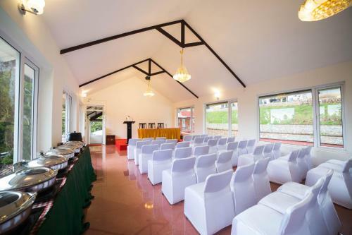 Hotel Lakshmi Holidayinn