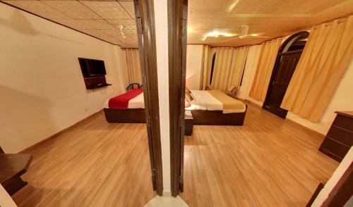 Hotel Lall Ji Tourist Resort