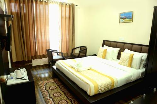 Hotel Chimbalhar Heights
