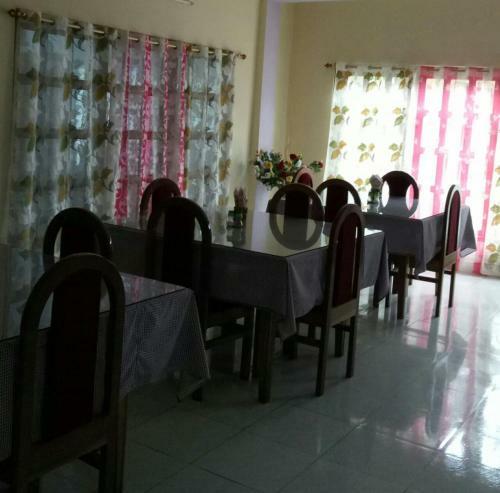 Hotel Vamoosetrail Dirang(1)