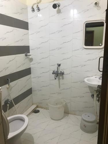 Comforts Hostel