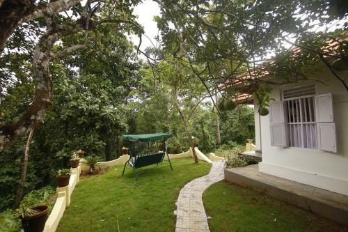 Teak Grove Country House