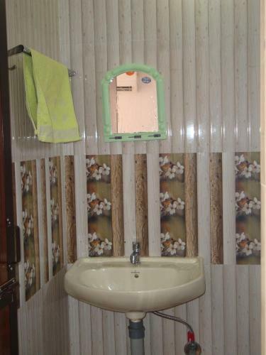 Hostal Leon Hide Out Guest House
