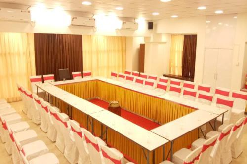 Hotel Mathura Executive