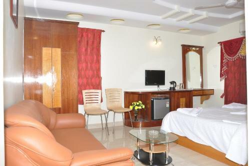 Hotel Sri Sarvesha Js Palace