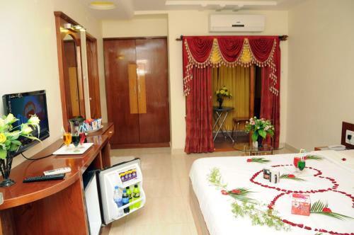 Hotel Sri Sarvesha Js Palace
