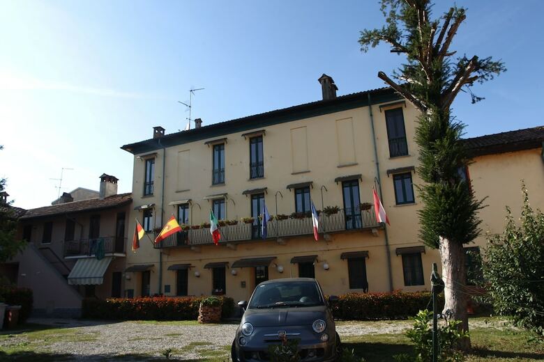 Hotel Duca Di Tromello
