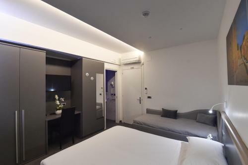 Pompei Inn Ruins B&B Luxury Suite