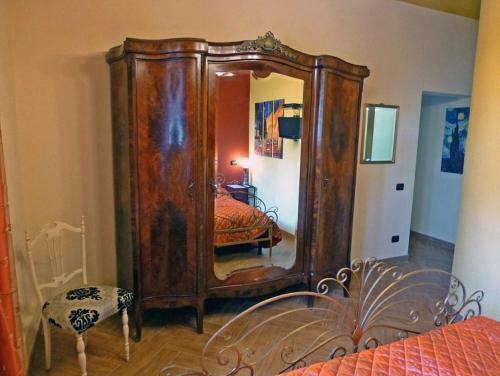 Pontepetri Villa Sleeps 16 Pool Wifi