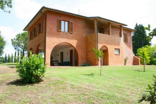 Il Pianello Villa Sleeps 12 Pool Wifi