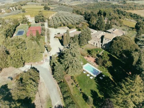 Libbiano Villa Sleeps 20 Pool Wifi