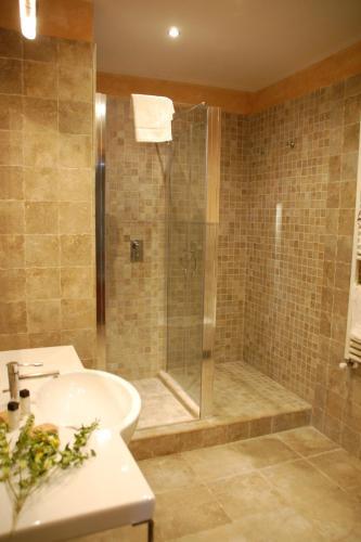 Libbiano Villa Sleeps 20 Pool Wifi