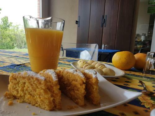 Confinedeisanti B&B
