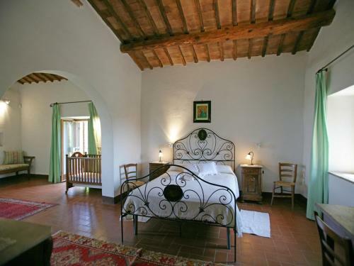 Monticchiello Villa Sleeps 13 Pool Air Con Wifi