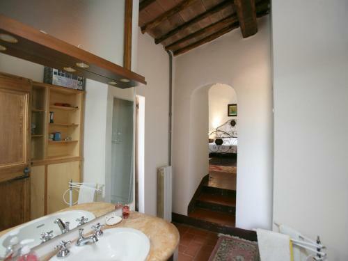 Monticchiello Villa Sleeps 13 Pool Air Con Wifi