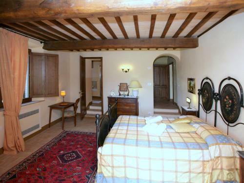 Monticchiello Villa Sleeps 13 Pool Air Con Wifi