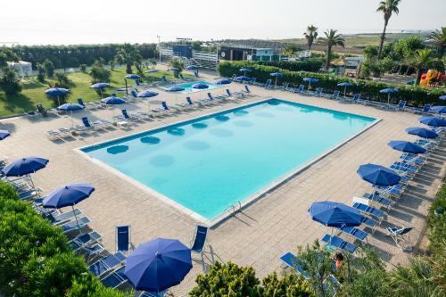 African Beach Hotel-residence