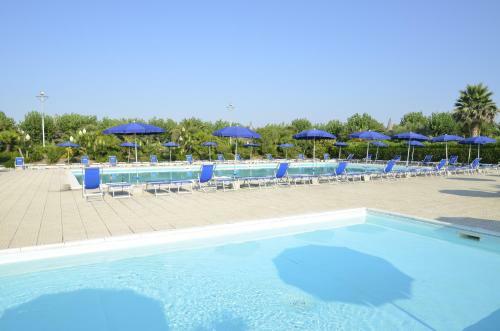 African Beach Hotel-residence