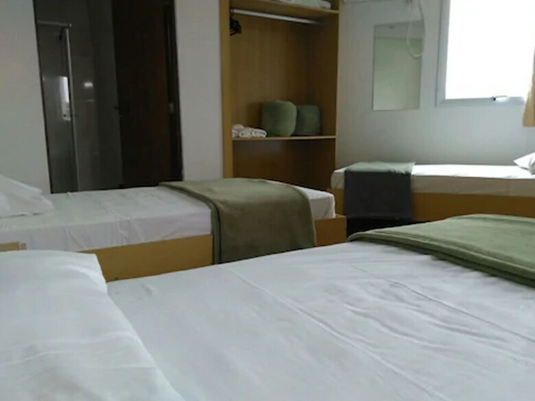 Hotel Family