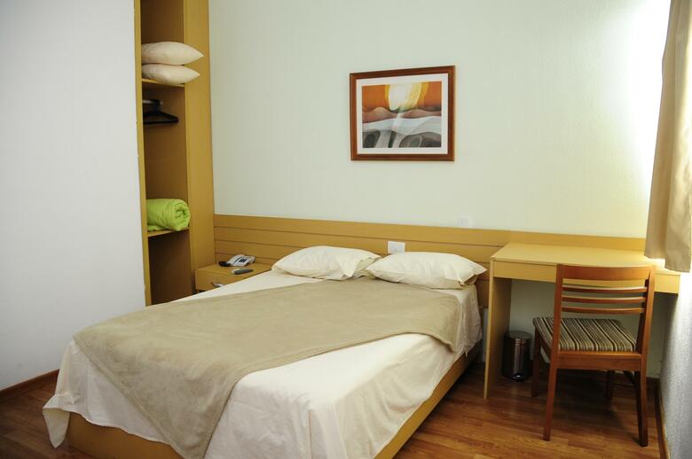 Hotel Family