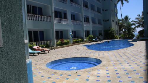 Modern Beach Front Studio Apartment - B44