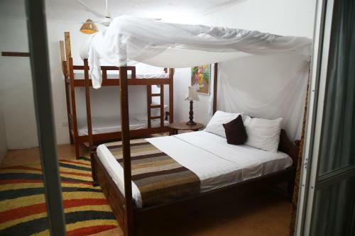 Kivulini Diani Beach Front Villa's & Cottages