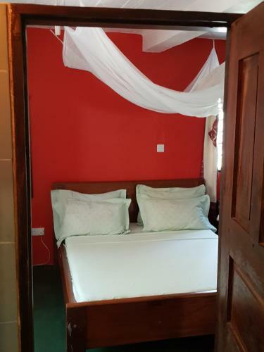 Kivulini Diani Beach Front Villa's & Cottages
