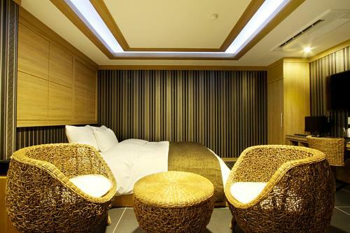 Suwon Orsay Business Hotel