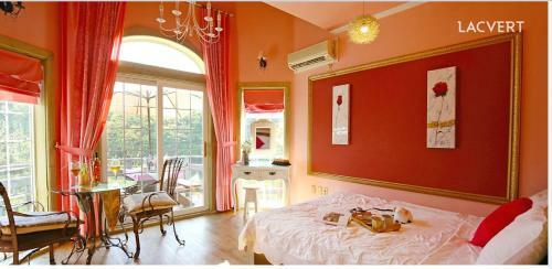 Lacvert Pension