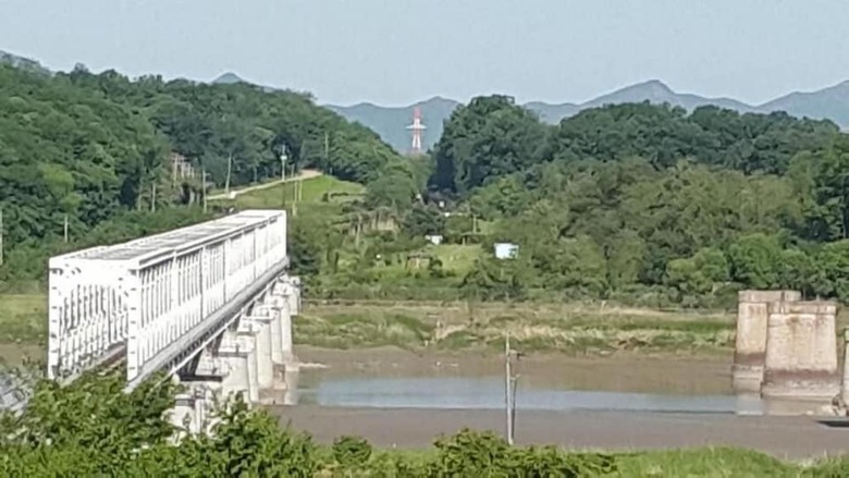 Hostal The Guesthouse Dmz Stay