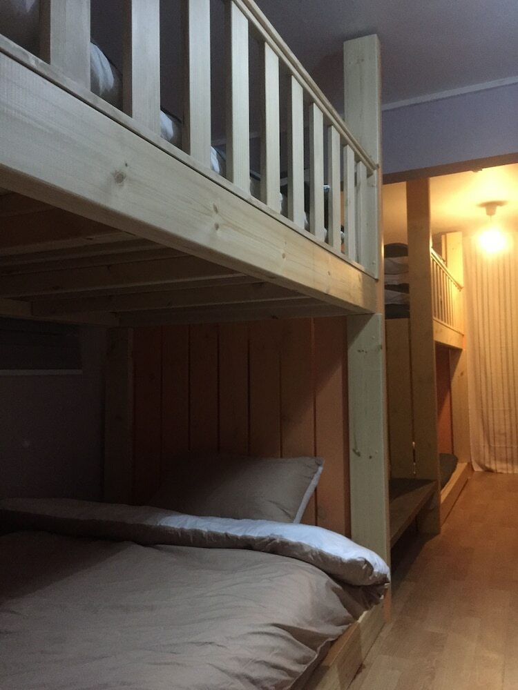 Hostal The Guesthouse Dmz Stay