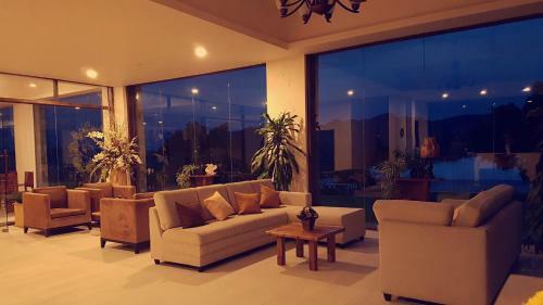 Hotel Marabedda Gardens Resort
