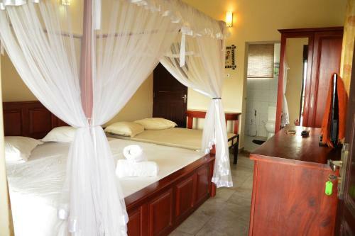 Hotel Knuckles Barefoot Inn