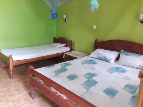 Hostal Abi Holiday Inn