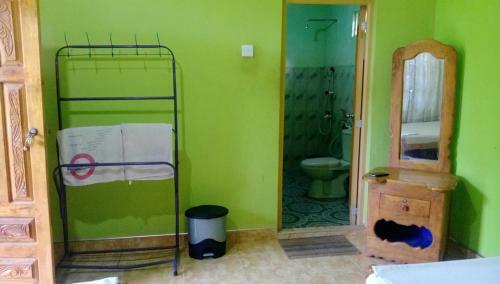 Hostal Abi Holiday Inn