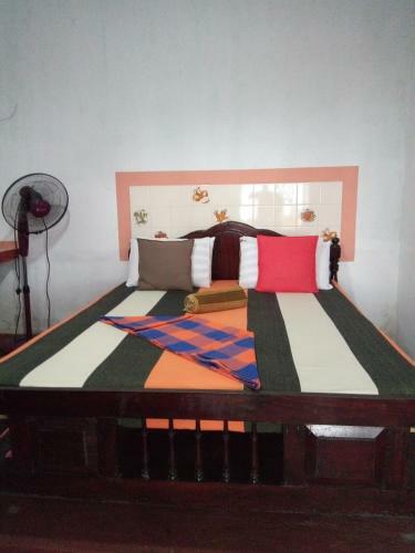 Hostal Ramya Ru Beach Home