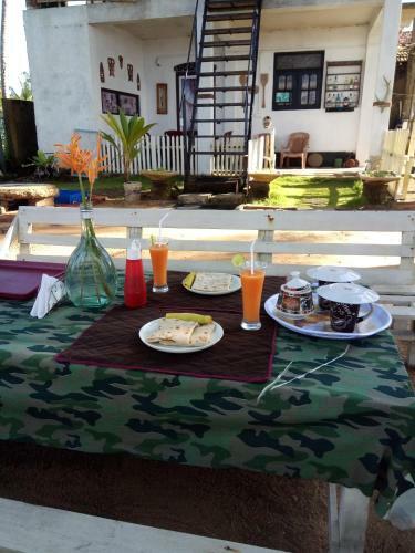 Hostal Ramya Ru Beach Home