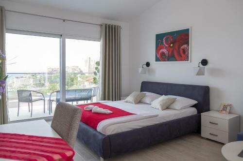 Sunset Apartments
